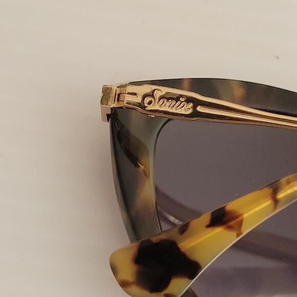 SONIX Sunglasses Women\'s Melrose Cat Eye Tortoise Plastic frame main image 6